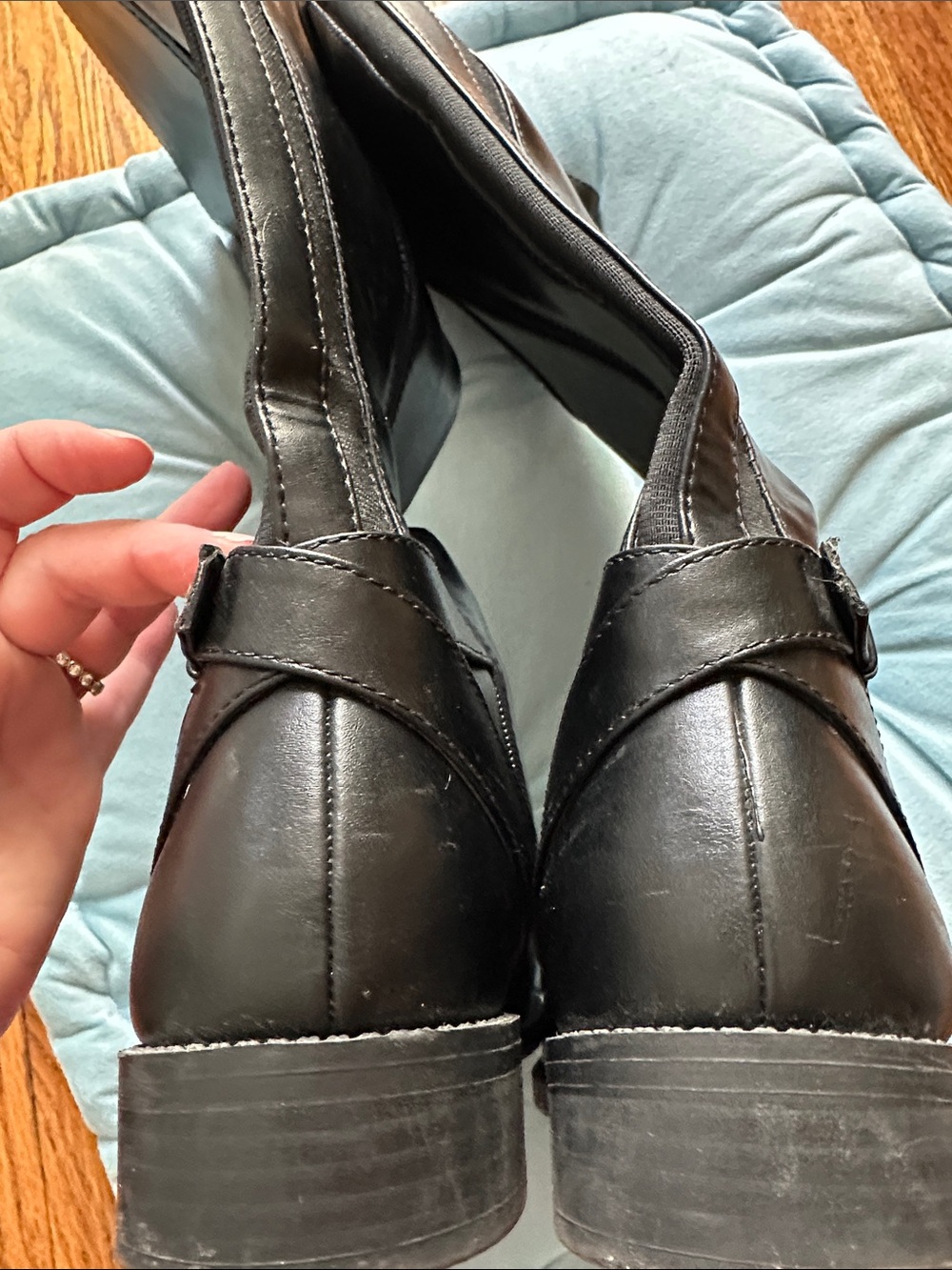 Tommy Hilfiger Black Leather Knee-High Riding Boots with Gold Logo - Picture 7 of 7
